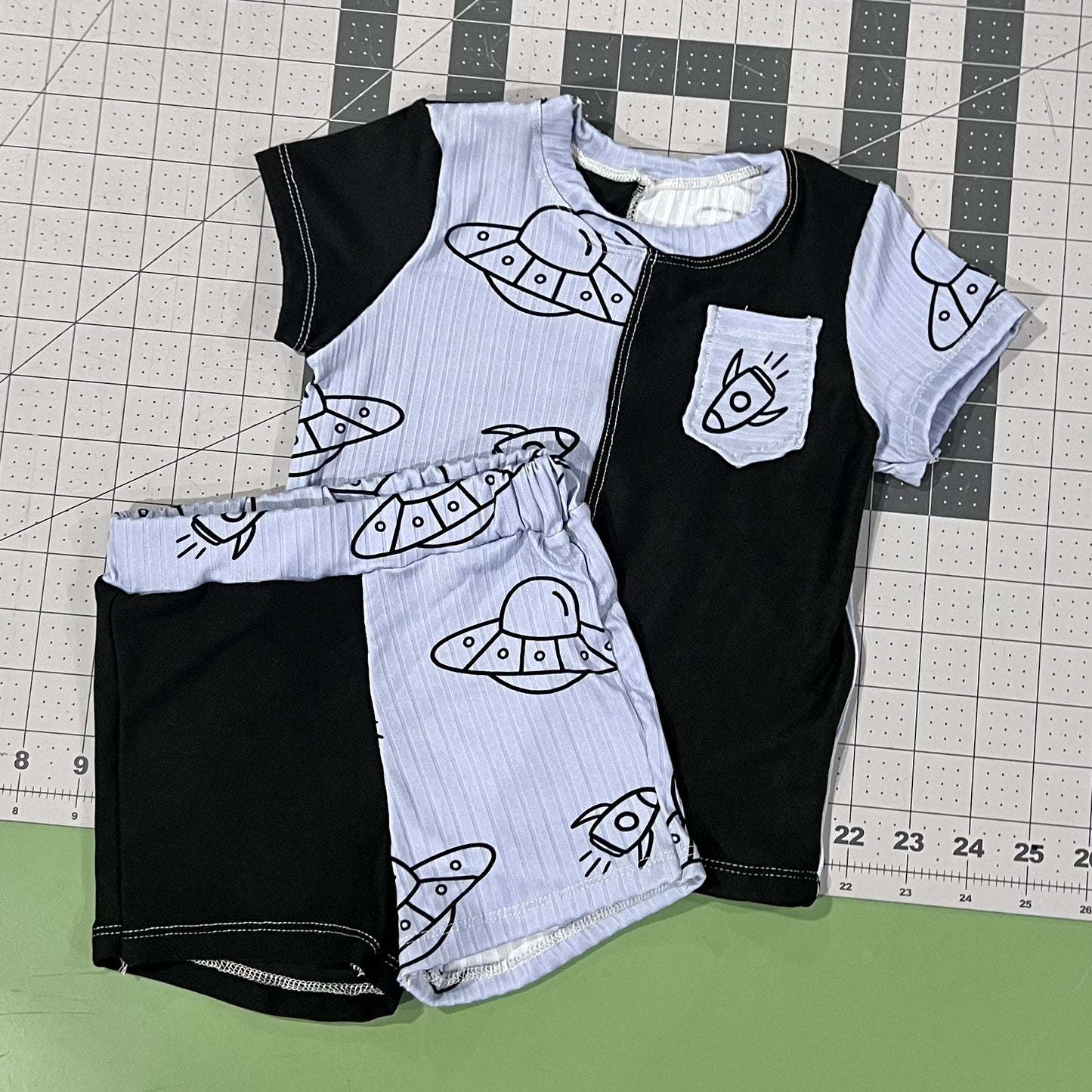 Leon Color Block Set